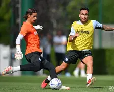 贝博网页版入口 -包含从国际米兰复出首秀备战法国杯到赛后完成体检，布莱顿围绕足总杯篮板制胜的词条